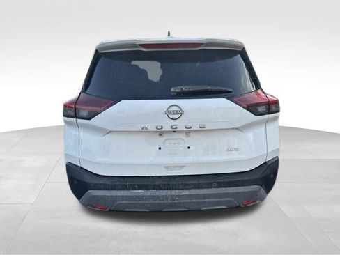 Used 2023 Nissan Rogue S image 17