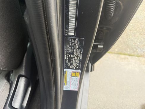 Used 2025 Kia K4 LXS image 31