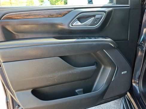 Used 2024 Chevrolet Suburban Premier AWD/4WD image 14