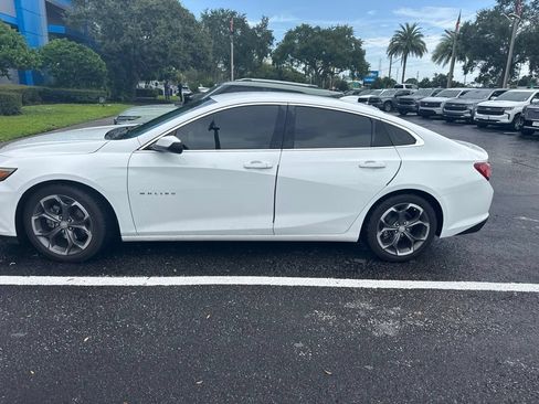 Used 2022 Chevrolet Malibu LT FWD image 4