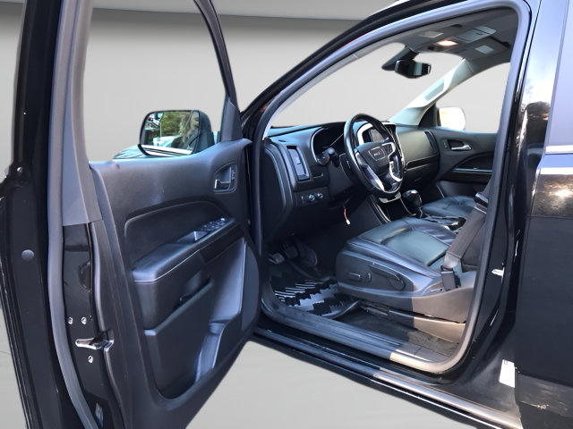 Used 2018 GMC Canyon SLT w/ Trailering Package AWD/4WD image 18