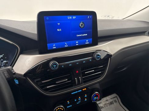 Used 2022 Ford Escape SE FWD image 34