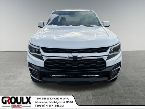 Used 2021 Chevrolet Colorado LT w/ Fleet Safety Package image 9