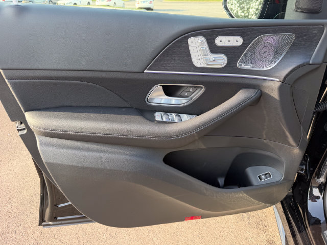 New 2027 Mercedes-Benz GLS 450 4MATIC image 18