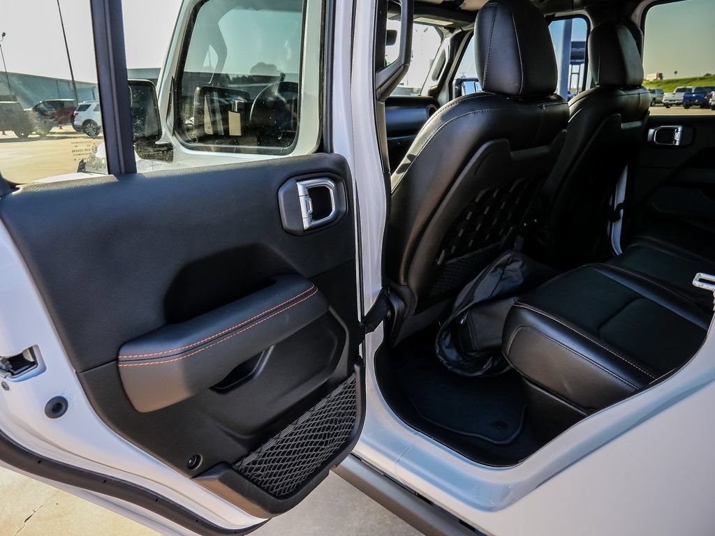Used 2021 Jeep Gladiator Mojave AWD/4WD image 29