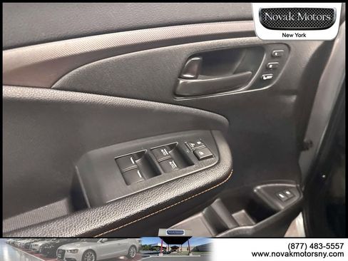 Used 2022 Honda Pilot TrailSport image 15