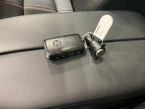 Used 2025 MAZDA CX-50 AWD 2.5 S w/ Premium Plus Pkg image 22