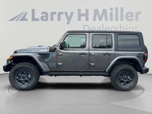 Used 2023 Jeep Wrangler Unlimited Rubicon 4xe AWD/4WD image 2