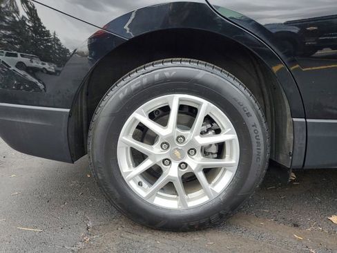 Certified 2024 Chevrolet Equinox LT w/ LPO, Floor Liner Package image 9