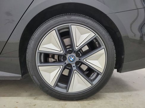 Used 2023 BMW i4 eDrive35 w/ Premium Package image 12