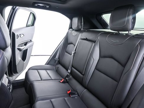 Used 2019 Cadillac XT4 Sport w/ Cold Weather Package FWD image 23