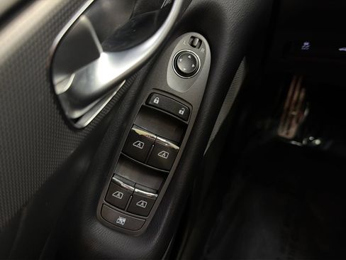 Used 2017 INFINITI Q50 Red Sport 400 RWD image 19