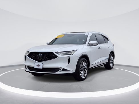 Used 2023 Acura MDX SH-AWD w/ Advance Package image 3
