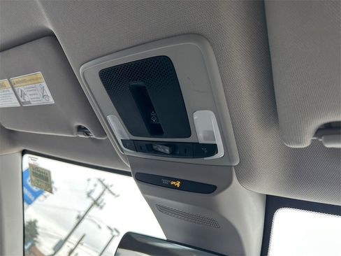 Used 2023 Honda HR-V EX-L image 18