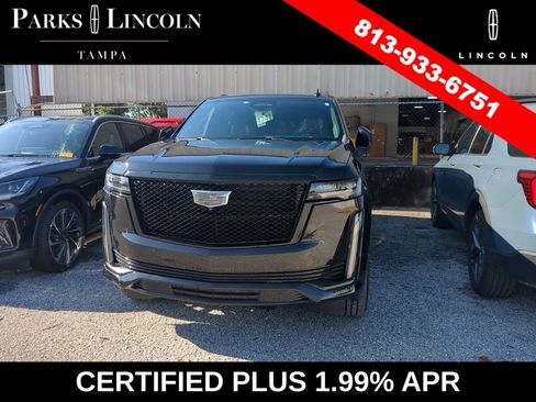 Used 2023 Cadillac Escalade ESV Sport Platinum w/ LPO, ONYX Package AWD/4WD image 7