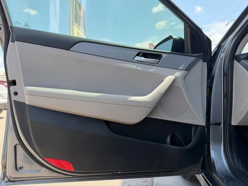 Used 2019 Hyundai Sonata SE FWD image 10