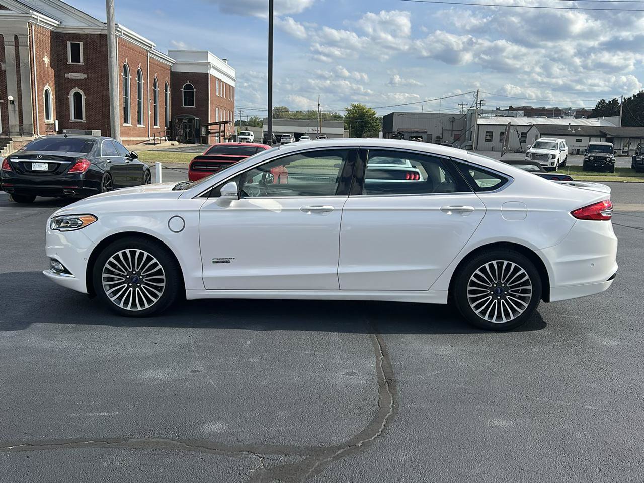 Used 2018 Ford Fusion Energi Platinum FWD image 8