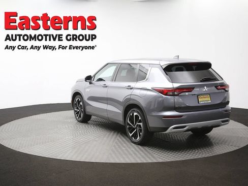 Used 2023 Mitsubishi Outlander SE AWD/4WD image 65