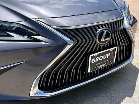 Used 2019 Lexus ES 350 w/ Accessory Package 2 FWD image 30