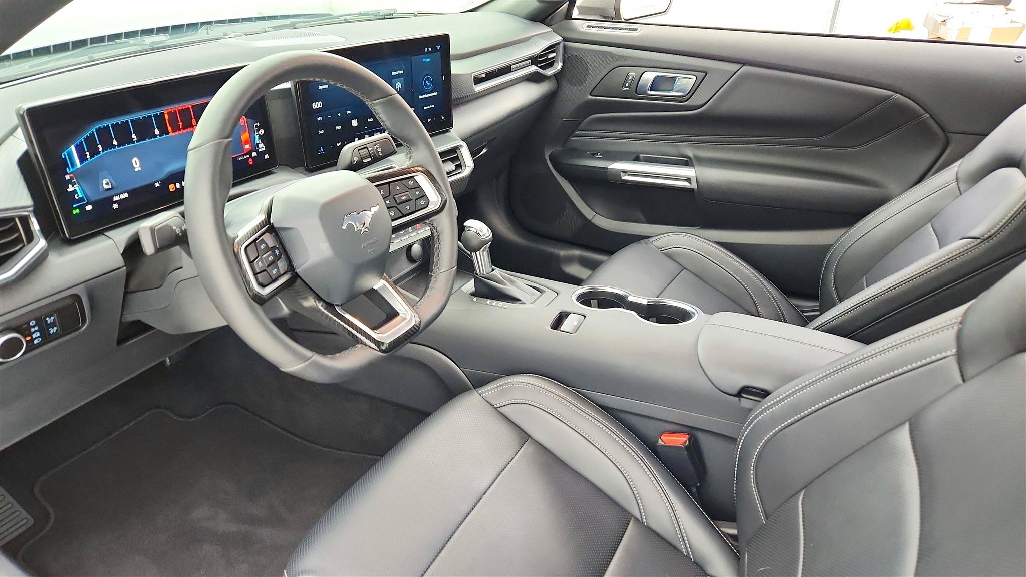Used 2026 Ford Mustang Premium RWD image 25