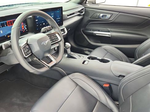 Used 2026 Ford Mustang Premium RWD image 25