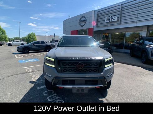 Used 2023 Nissan Frontier PRO-4X w/ Pro Convenience Package AWD/4WD image 9