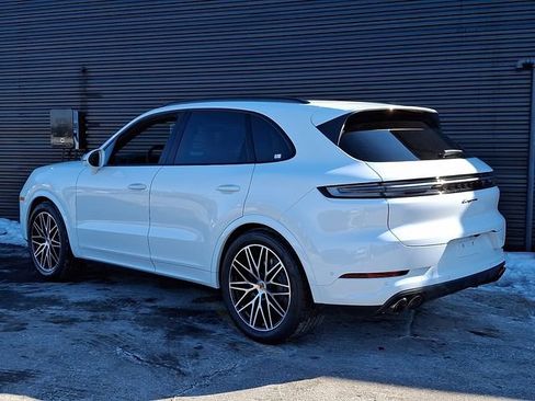 New 2026 Porsche Cayenne AWD/4WD image 3