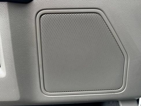 Used 2018 Ford F150 XL w/ Equipment Group 101A Mid AWD/4WD image 22