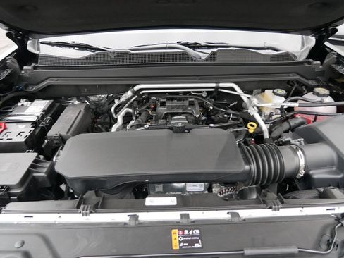 New 2026 Chevrolet Colorado LT w/ LT Convenience Package AWD/4WD image 14