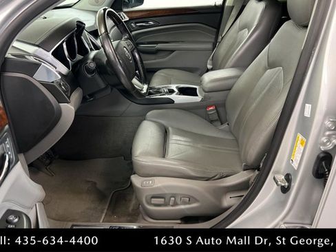 Used 2012 Cadillac SRX Luxury FWD image 17