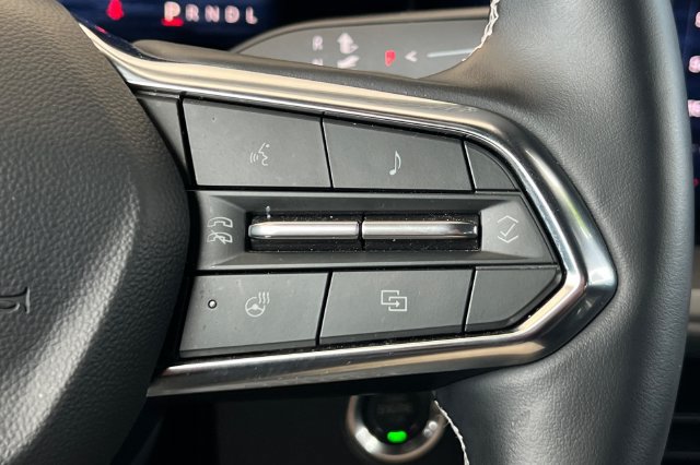 Used 2026 Chevrolet Traverse LT AWD/4WD image 34