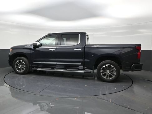 Used 2024 Chevrolet Silverado 1500 High Country w/ Technology Package RWD image 2