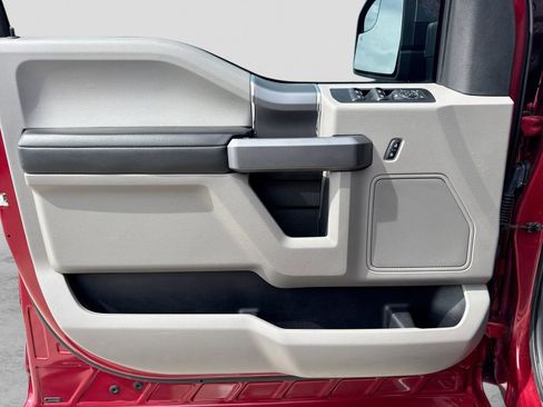 Used 2018 Ford F150 XLT w/ Equipment Group 302A Luxury image 32