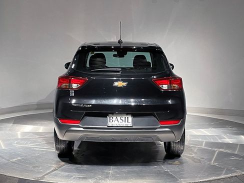 Used 2023 Chevrolet TrailBlazer LS image 12