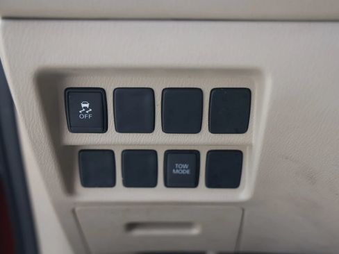 Used 2017 Nissan Pathfinder S FWD image 40