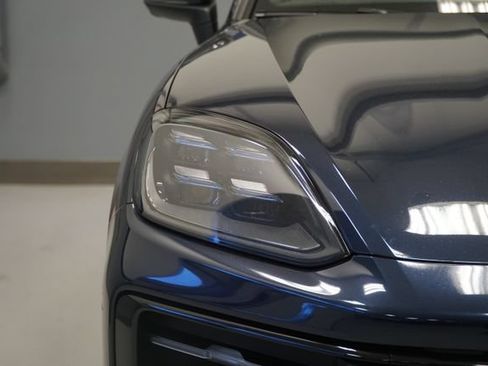 Certified 2026 Porsche Cayenne Coupe AWD/4WD image 14
