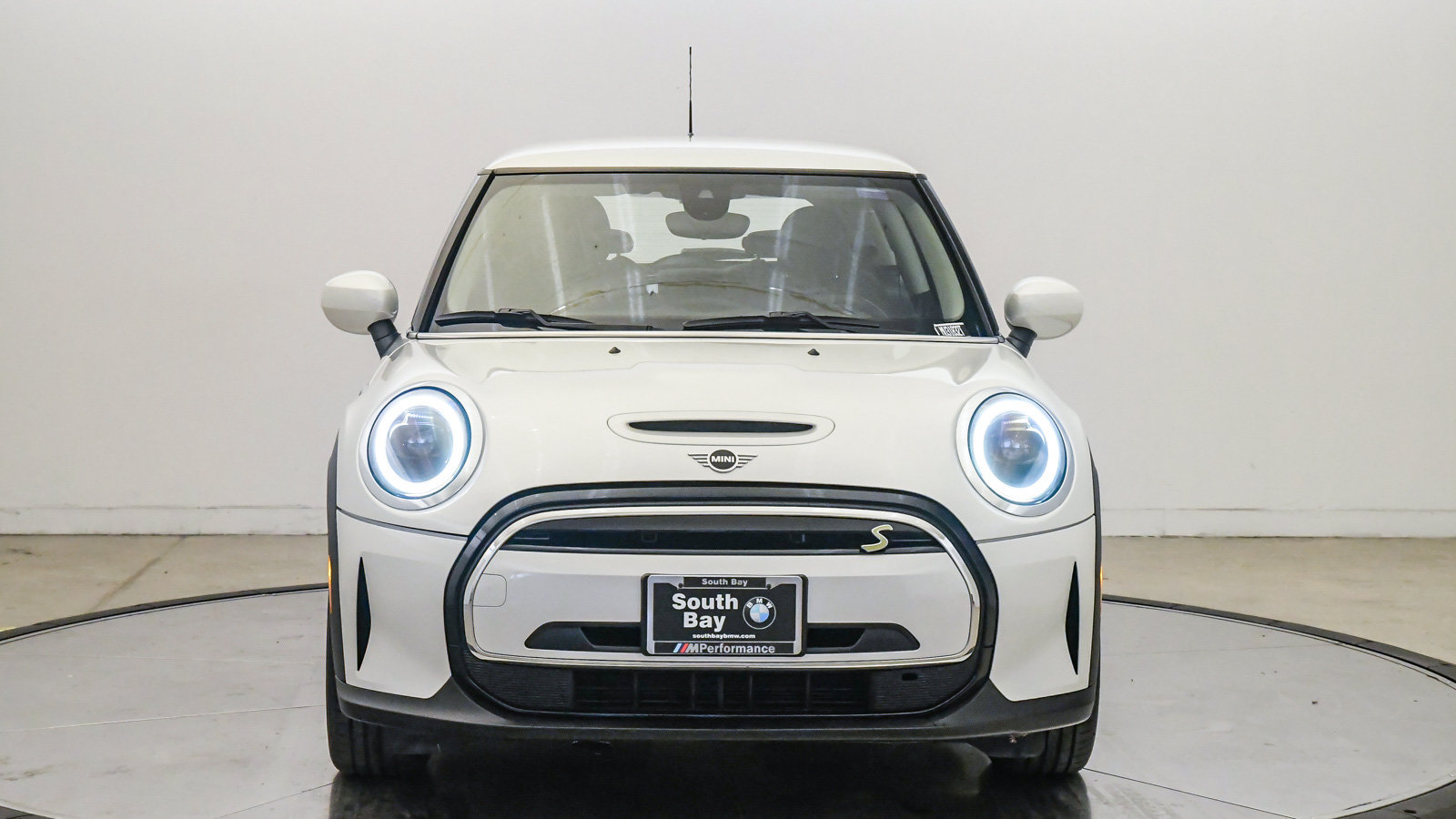 Used 2024 MINI Cooper SE FWD image 7