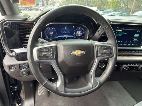 Certified 2024 Chevrolet Silverado 2500 LT w/ Convenience Package image 16