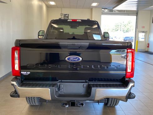 New 2026 Ford F350 XLT w/ FX4 Off-Road Package AWD/4WD image 6