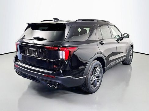 Used 2026 Ford Explorer ST w/ Sun And Sound Package AWD/4WD image 7