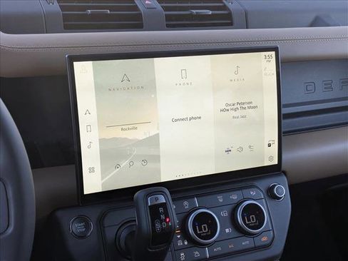 New 2026 Land Rover Defender 110 X-Dynamic SE image 12