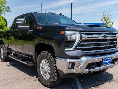 Used 2024 Chevrolet Silverado 2500 LTZ w/ LTZ Plus Package AWD/4WD image 4