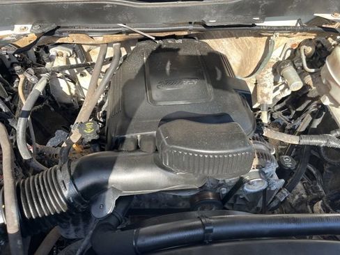 Used 2015 Chevrolet Silverado 2500 W/T AWD/4WD image 36