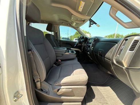 Used 2018 Chevrolet Silverado 1500 LT w/ Texas Edition AWD/4WD image 10