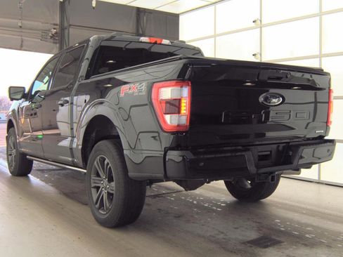 Used 2022 Ford F150 Lariat w/ Equipment Group 502A High image 9