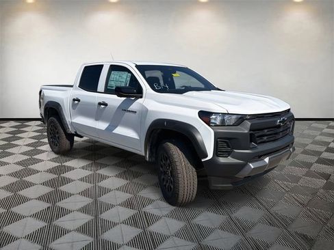 New 2026 Chevrolet Colorado Trail Boss AWD/4WD image 3