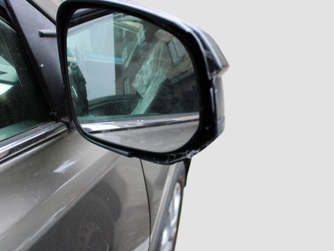 Used 2015 Toyota RAV4 LE FWD image 19