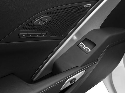 Used 2016 Chevrolet Corvette Stingray Coupe RWD image 21