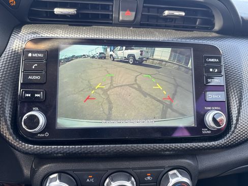 Used 2023 Nissan Kicks SV FWD image 18