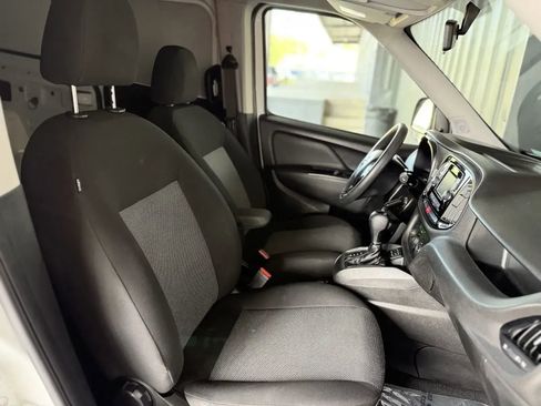 Used 2019 RAM ProMaster City Tradesman image 17